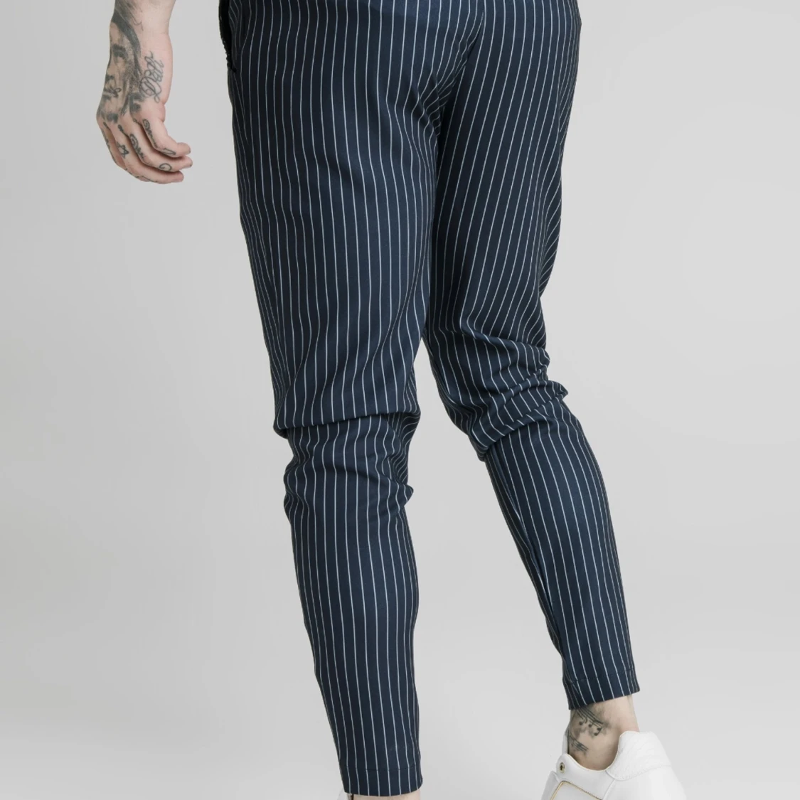 Sikslik byxor S - 90