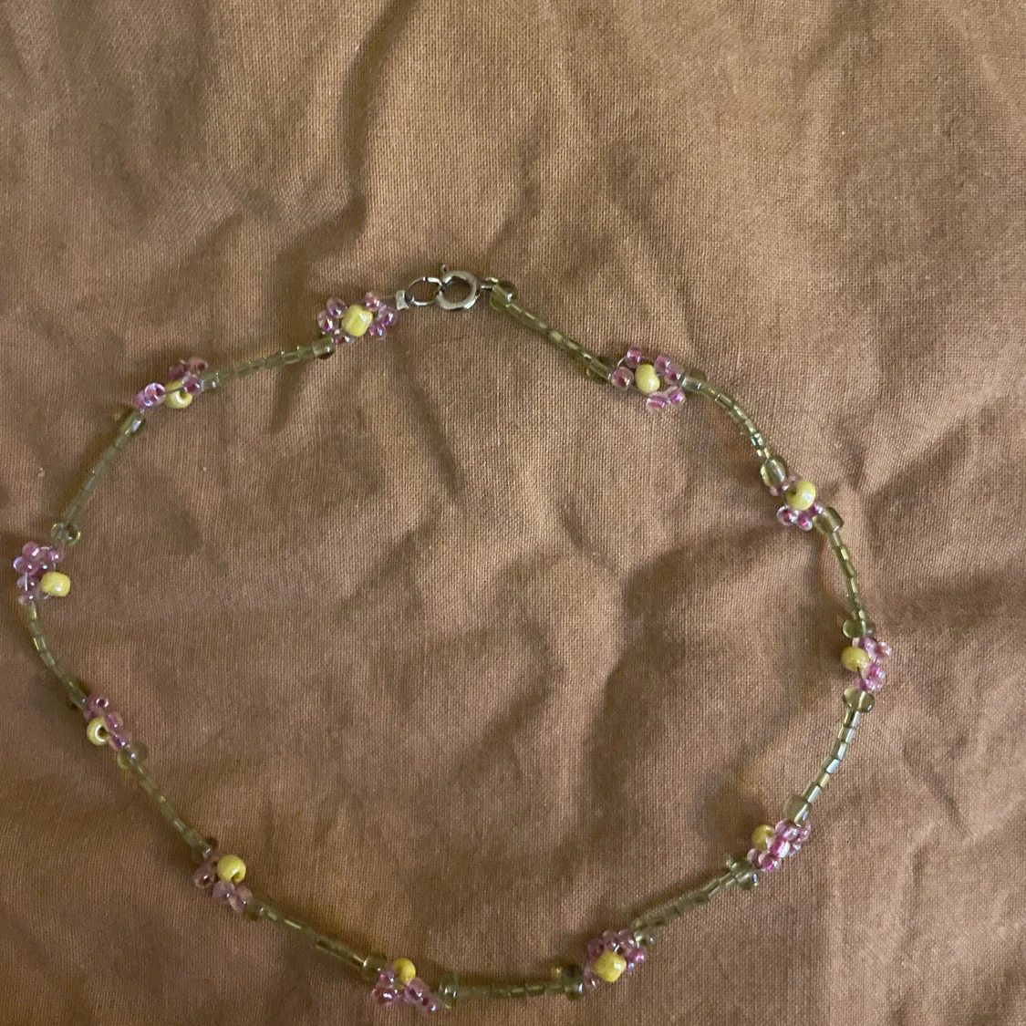 Floral necklace - 90