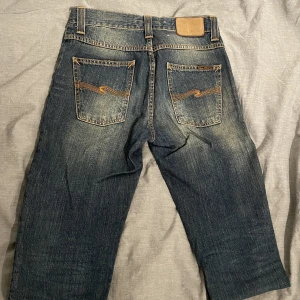 Nudie jeans - Bra skick, strl 29,32