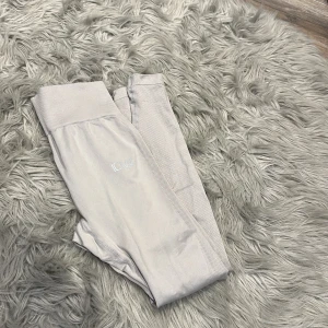 Tights ICIW - Träningstights från ICIW. Använd några gånger, nyskick. 