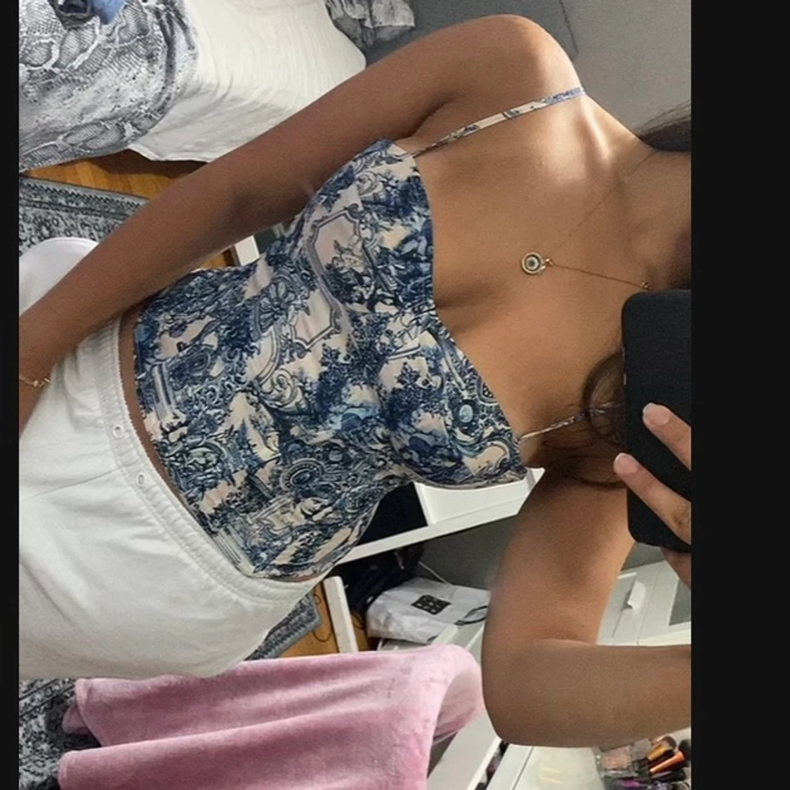 Prettylittlething korsett topp