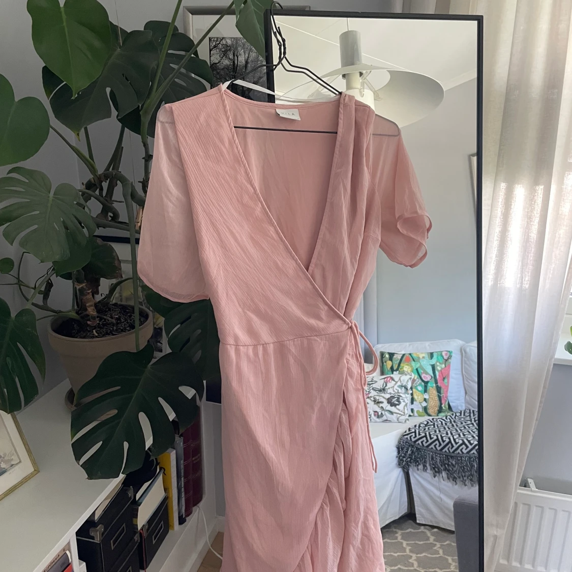 Rosa Midiklänning - 91