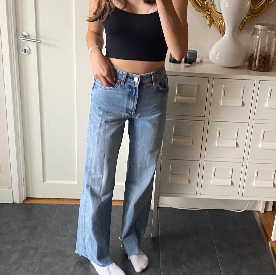 Högmidjade jeans ifrån Zara 