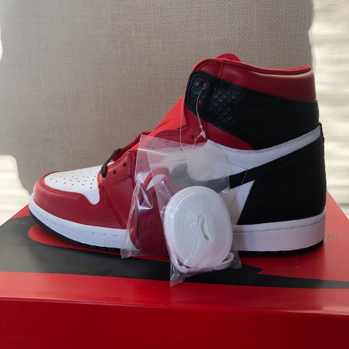 Jordan 1 satin snake