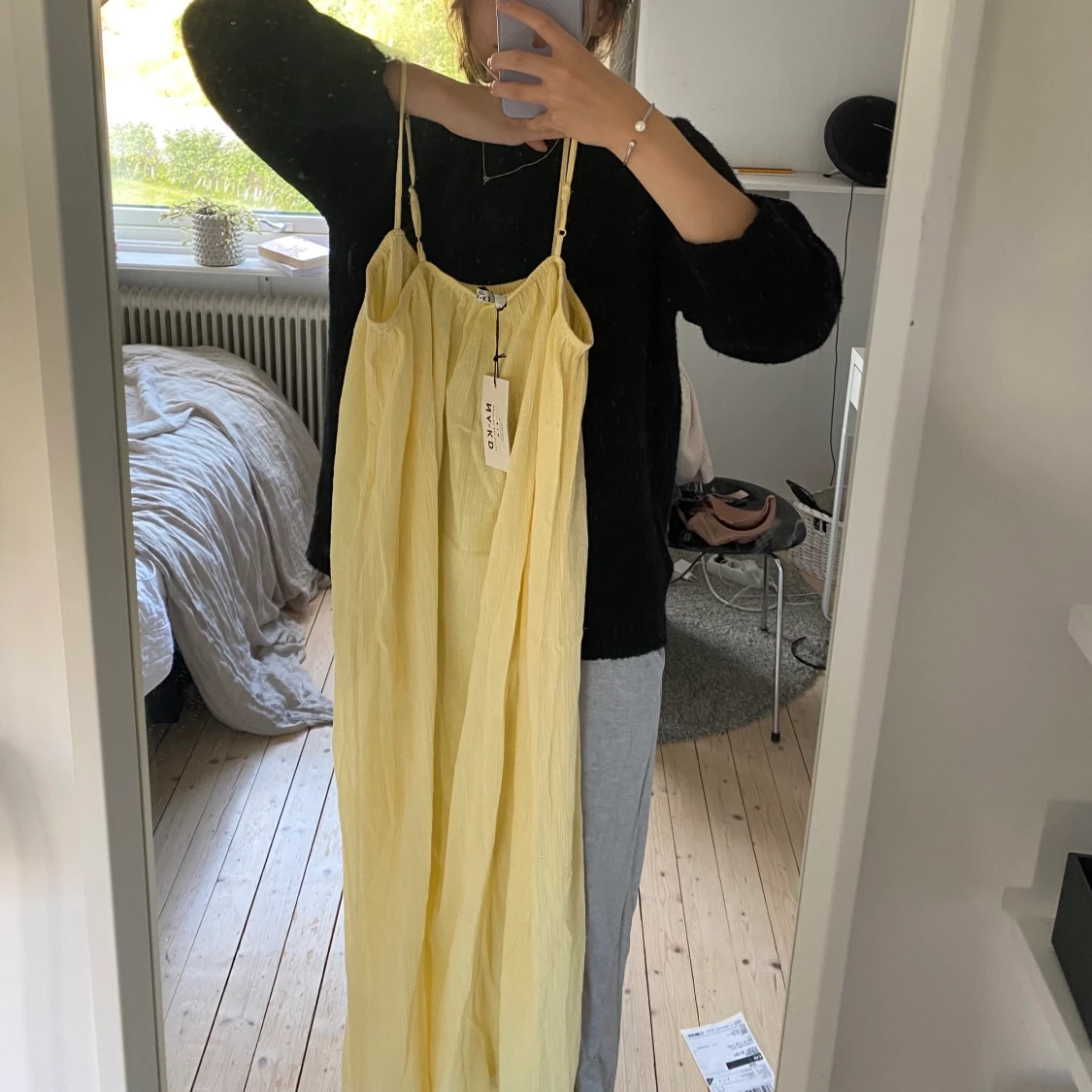 gul klänning! - 90