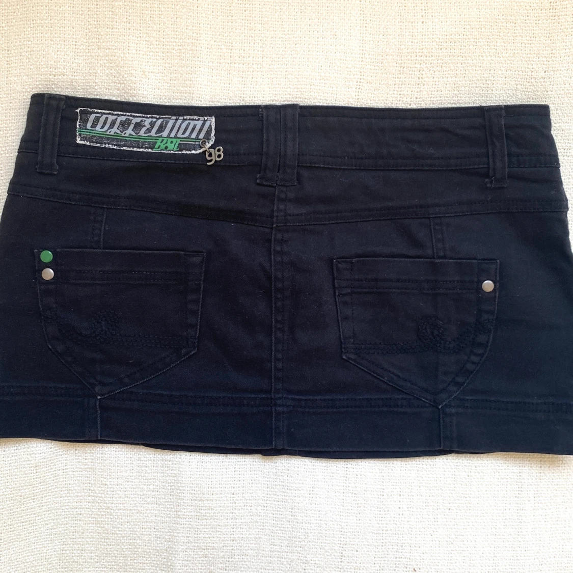 Svart jeanskjol  - 91