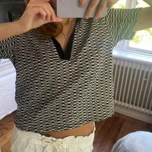 Cool tröja - Säljer denna snygga tröja ifrån zara❤️