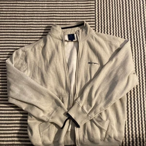Champion zip up hoodie  - Bra skick och en oversized passform 💖