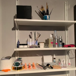 Nagel grejer - Allt som behövs för att göra akryl naglar hemma kom privat vid flera bilder eller pris