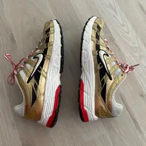 Nike P6000 i strl 36, i väldigt fint skick, i princip oanvända av mig. Köpta här på plick men kommer itne till användning:( (lånade bilder). frakt ingår ej i priset. 