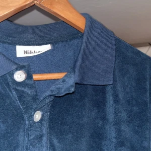 Nikben Frotté Piké  - Nikben Pike säljes. Jättefint skick. Grymt gött material. Large.