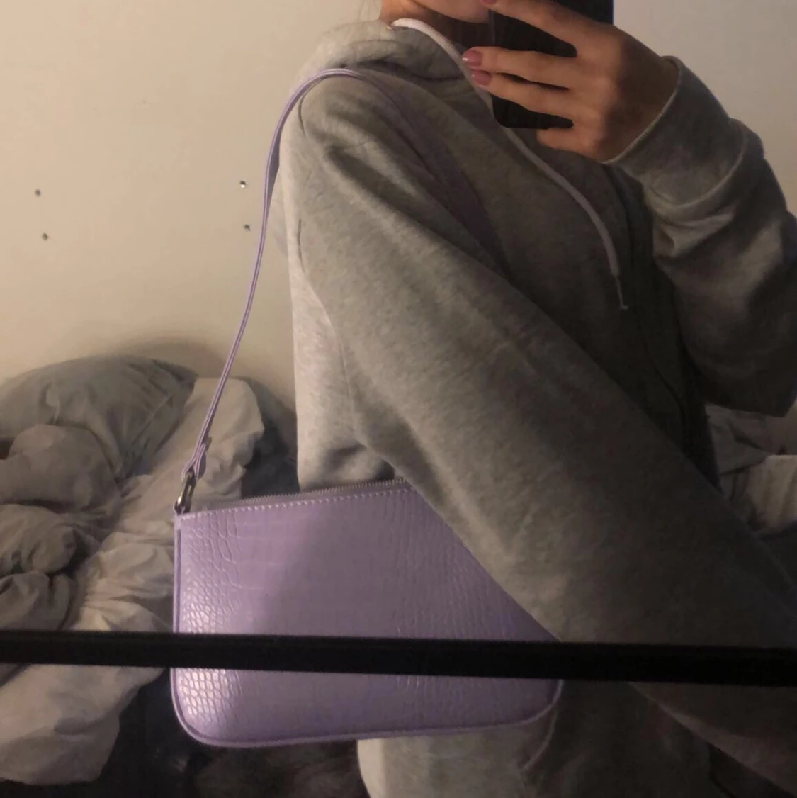 En ljuslila handväska ifrån Ullared! Aldrig använd, köparen står för frakten💖