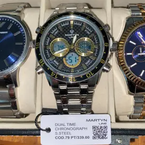 Den fina Italienska märket Martyn Line, hellt ny klocka använd 0 gånger Ops! Priset jag alltid lägger upp kan alltid diskuteras så kontakta mig gårna vid intresse ! :)