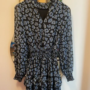 Bikbok  - Blue black dress good condition 