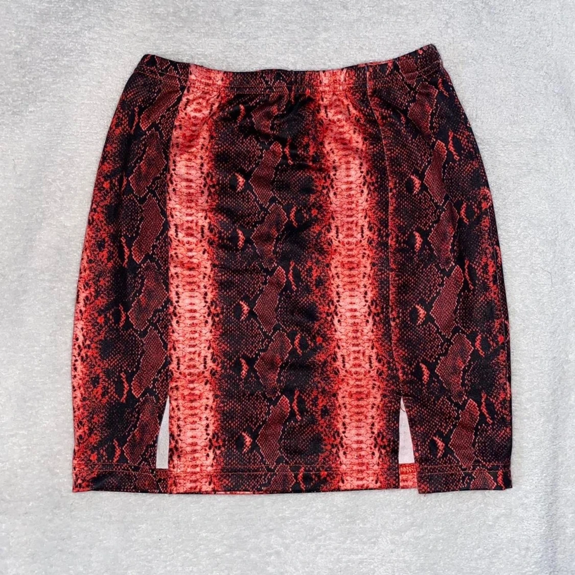 Röd snakeskin sommar set S - 91