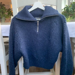 Stickad tröja från Gina - Stickad tröja från Gina. Använd ett fåtal gånger💘