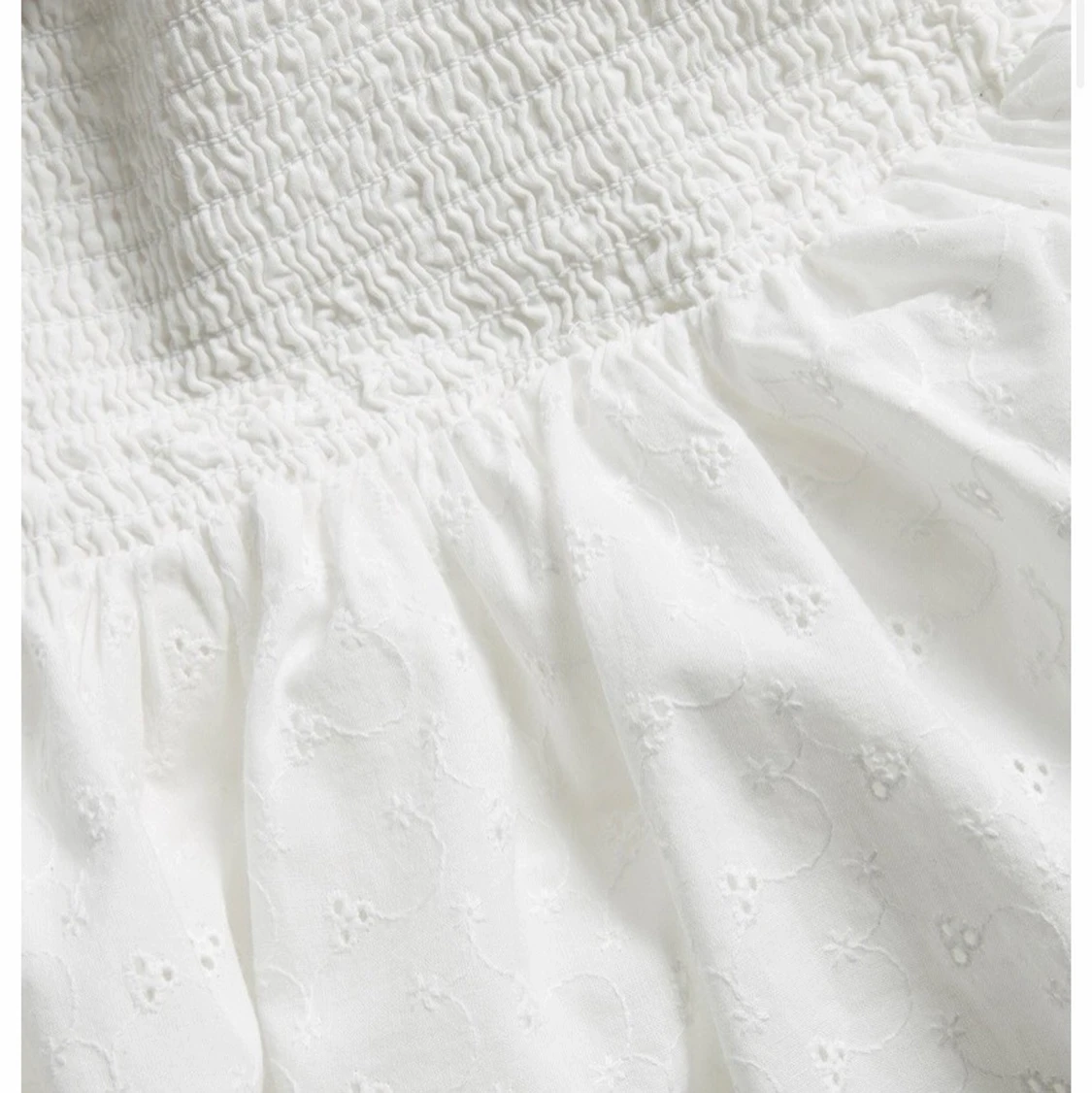 Vit blommig kjol - 91