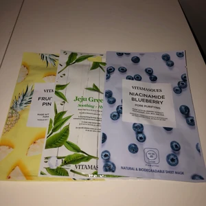 Ansiktsmasker - Säljer 3 st oöppnade och oanvända sheet masker från vitamasques  - fruit enzyme pineapple - niacinamide blueberry - jeju green tea