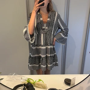 Klänning - Storlek 40 Inga defekter