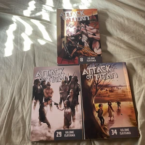 Aot Manga! - Nu säljer jag mina tre Aot mangor då jag har tappat intresset. Vol 8,29,34! De är i ett mycket fint skick. Dm ifall du är intresserad🤗100kr/styck 