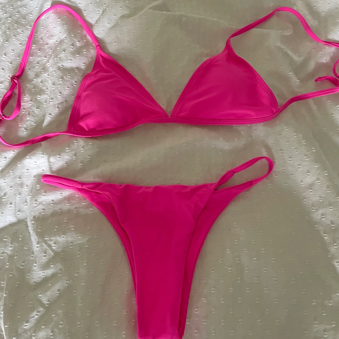 Neon rosa bikini