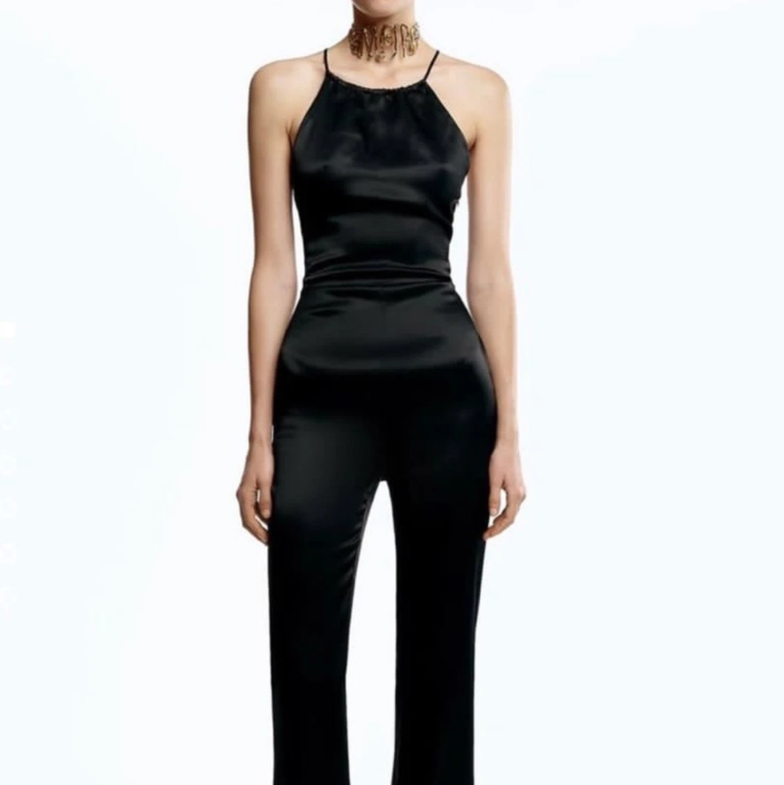 SATIN FLADER JUMPSUIT