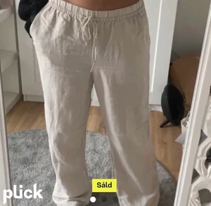 Linnebyxor  - Säljer dessa linnebyxor från Hm som jag köpt på plick men som tyvärr var för stora för mig.💕                  (lånade bilder) Skriv för egna bilder.                                                      Köparen står för frakten:)