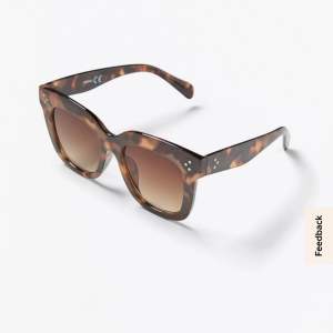 Söker dessa solglasögon ifrån Lindex! Svarta eller leopard! Hör av er om ni säljer kan betala hyfsat bra pris för dom!❤️❤️