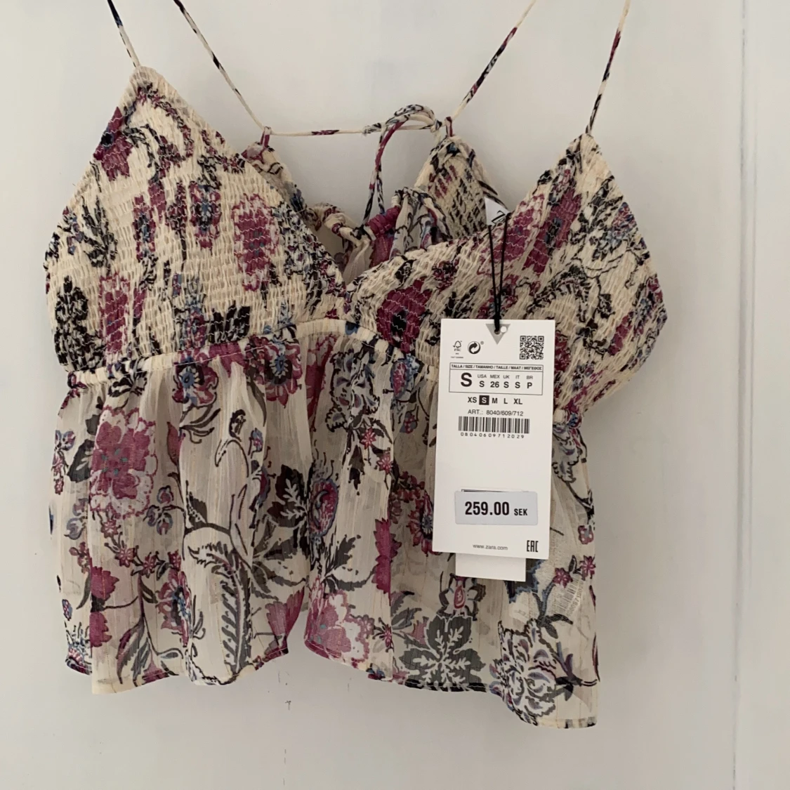 Slutsåld zara topp - 90