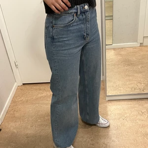 Monki Jeans - Jenas från Monki. Helt nya. För små för mig tyvärr. 