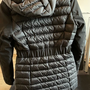 Moose knuckles vårjacka - Snygg stilren jacka i storlek xs. I väldigt gott skick!! 