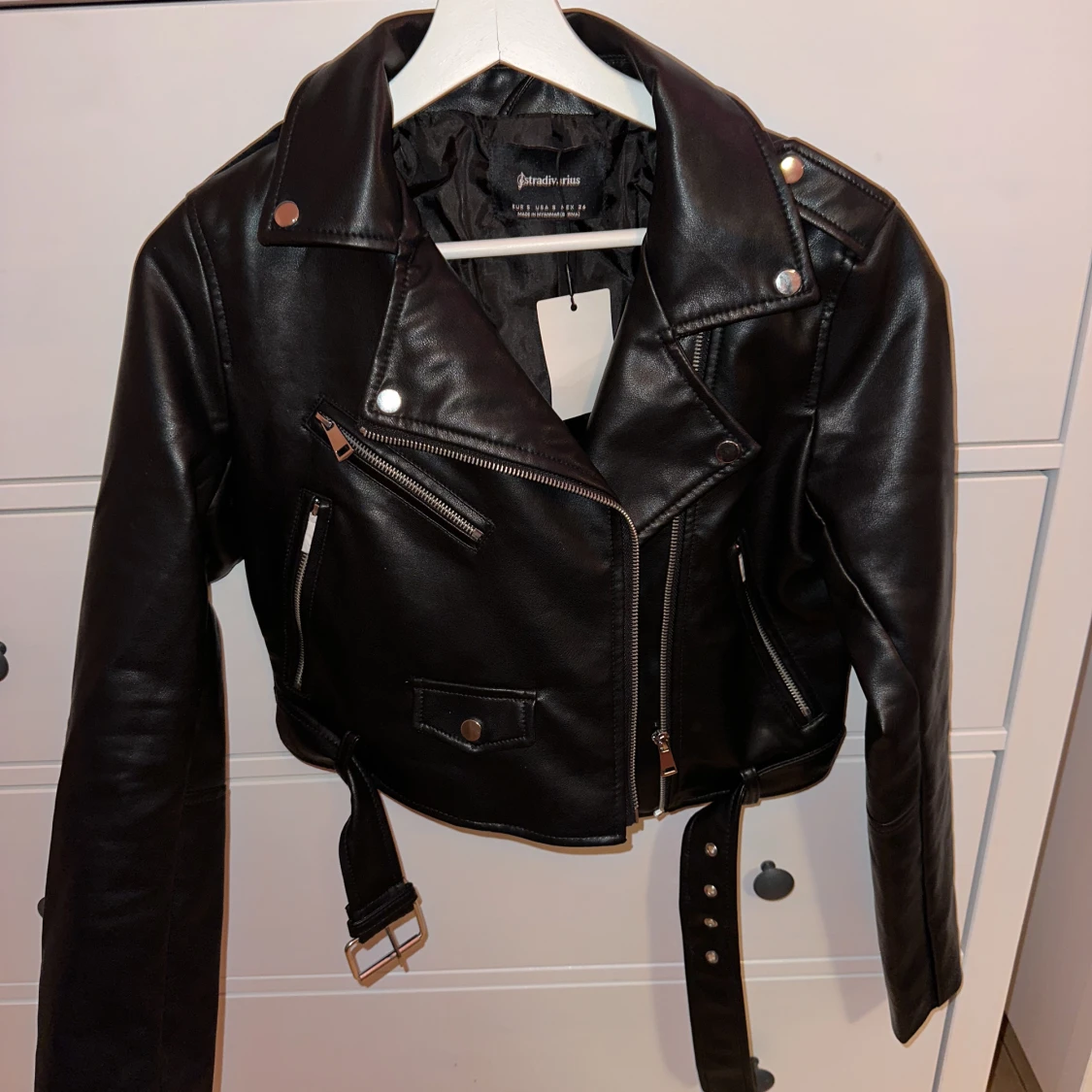 Skinnjacka från Stradivarius - 91