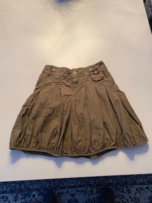 Skirt  - As new