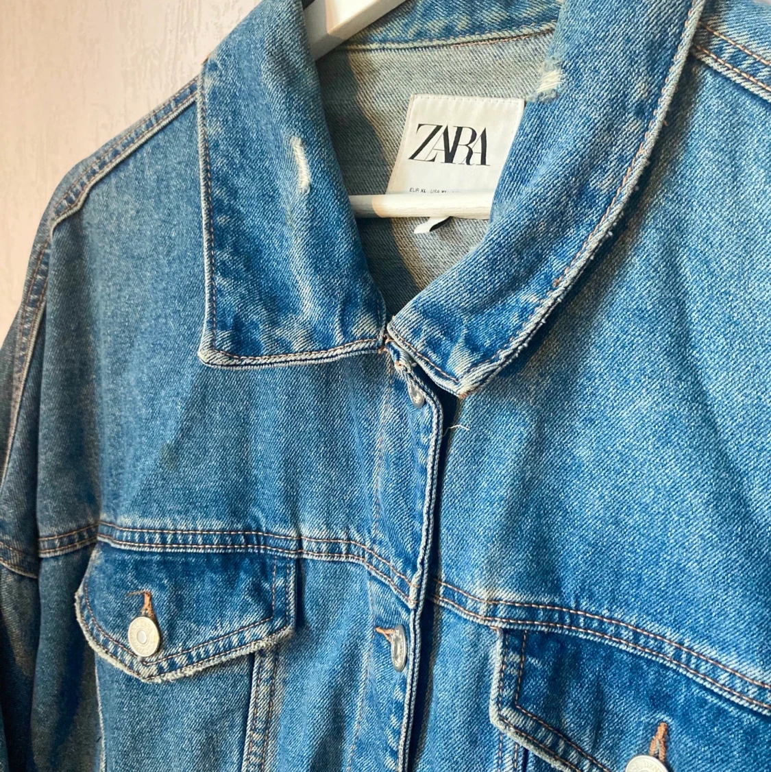 Zara jeansjacka - 90