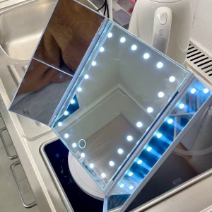 Sminkspegel - Sminkspegel Hämtas Sala backe