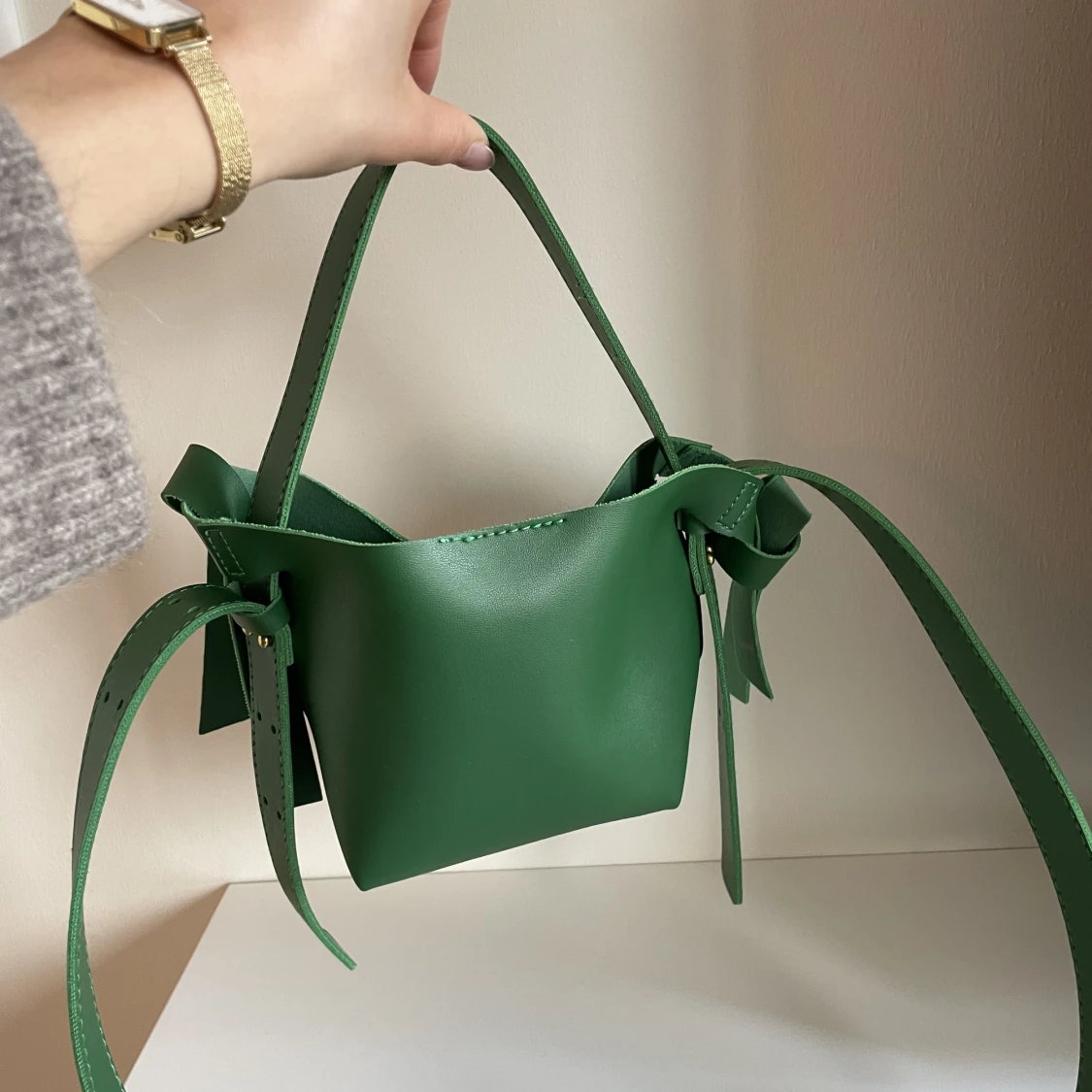 Grön axelbandsväska - 90