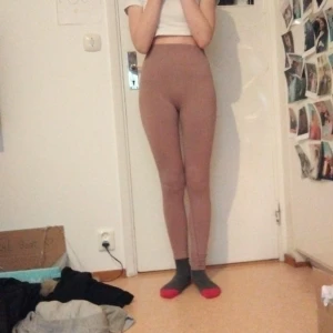 Rosa tränings tights  - Storlek XS/S