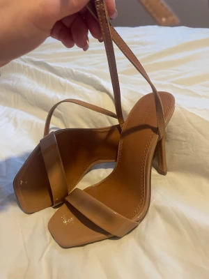 Bruna klackar  - Helt oanvönda