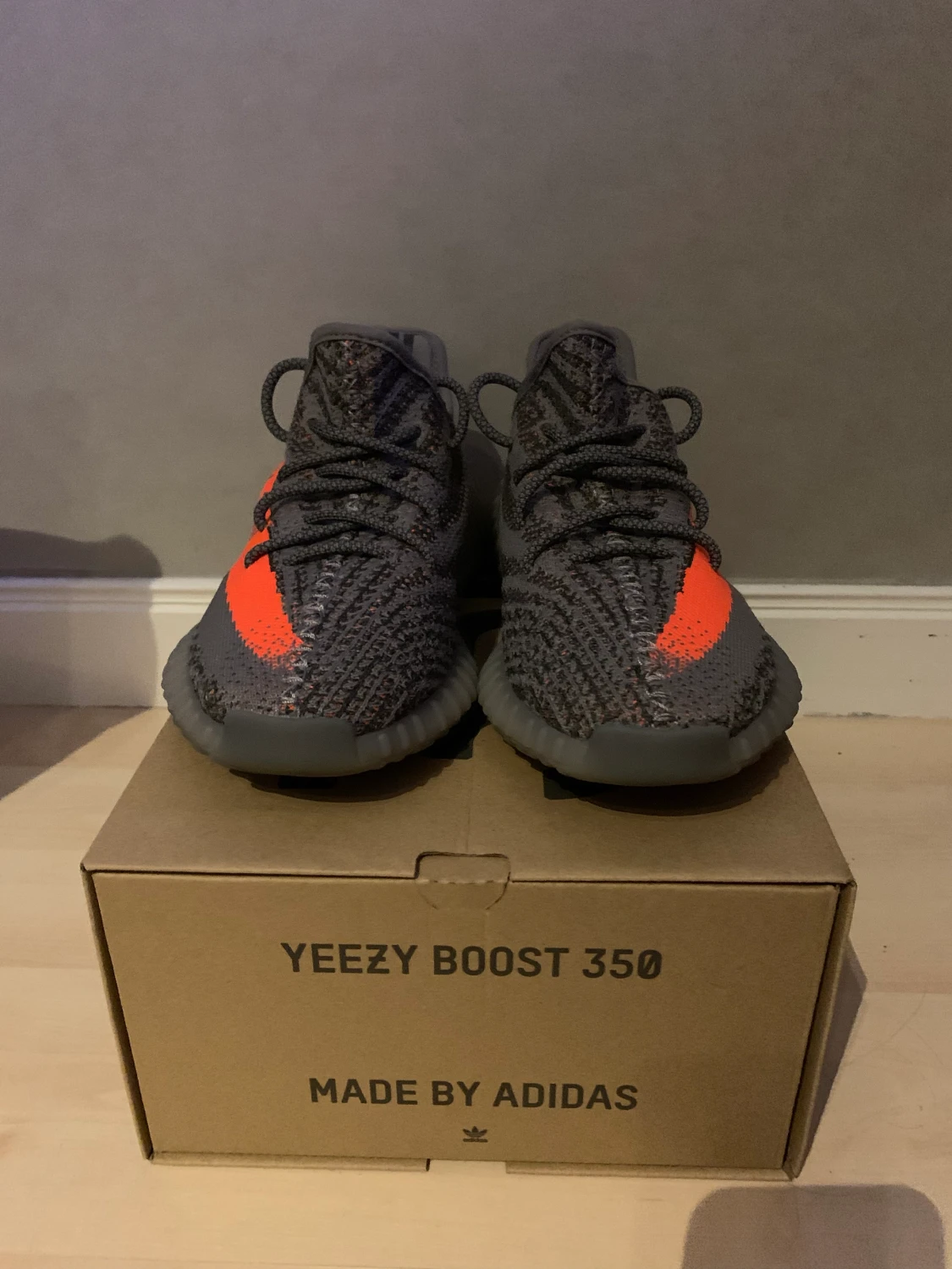 Yeezy Boost 350 V2 - 90