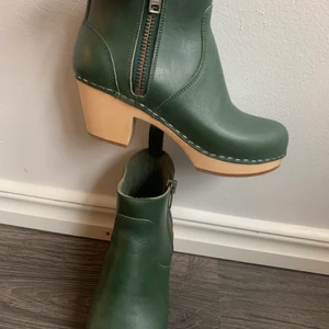 Swedish Hasbeens st 36 - Så gott som oanvända. St 36 men liten i storleken 