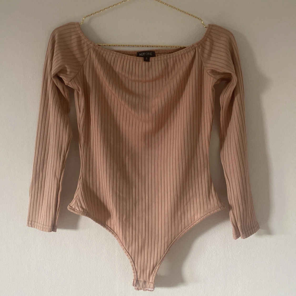 Body från nelly  - 90