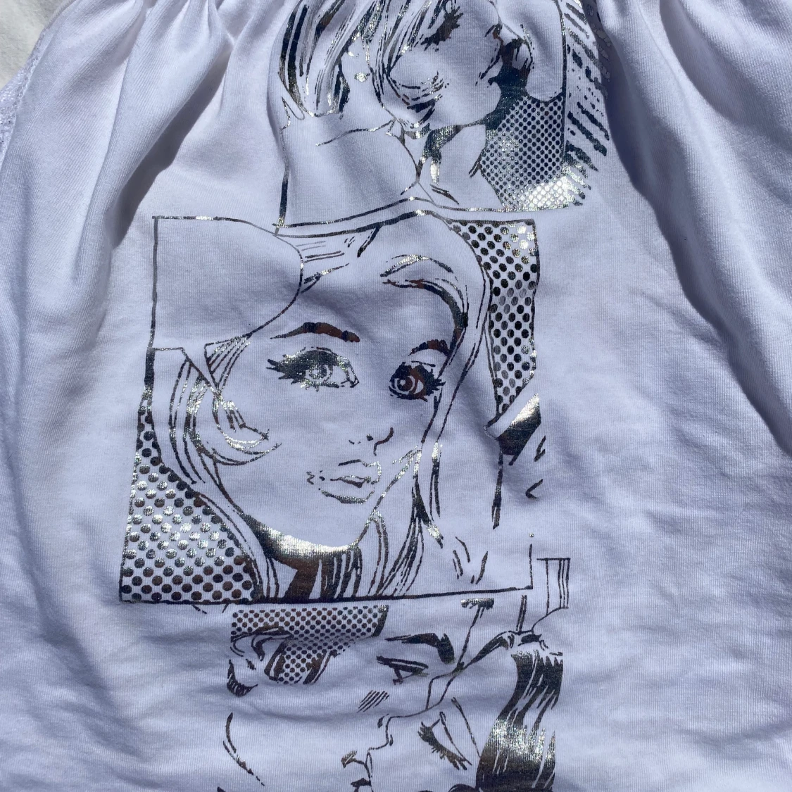 Vit tröja med 😘😘 - 90