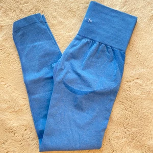 Nvgtn träningsbyxor - Värdens skönaste! Storlek xs, så stretchiga😍💙💙  Som nyskick