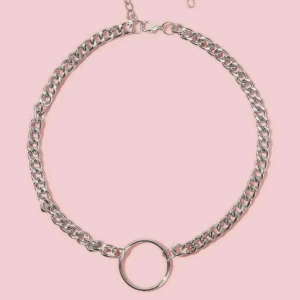  - En helt ny halsband✨ frakten ingår i priset✨