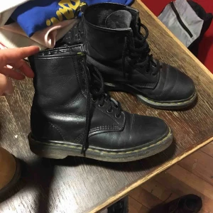  - Bekväma, bra skick.