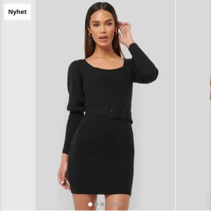  - Jättefin klänning från NA-KD! Använd endast en gång, säljer då den inte kommer till användning. Priset kan diskuteras