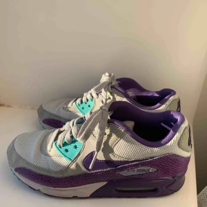  - Nike air max Möter upp i Uppsala annars står köparen för frakten💓🌸🧡