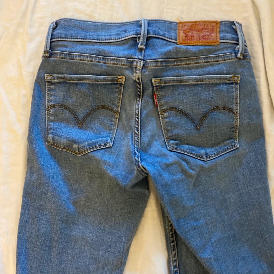 Levis Jeans - 90