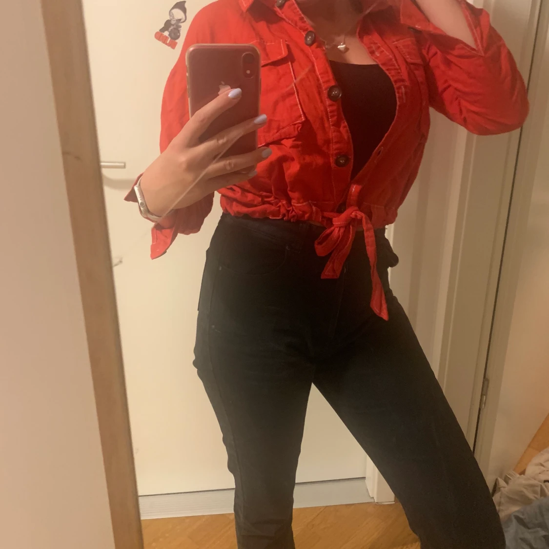 Röd cropped skjorta