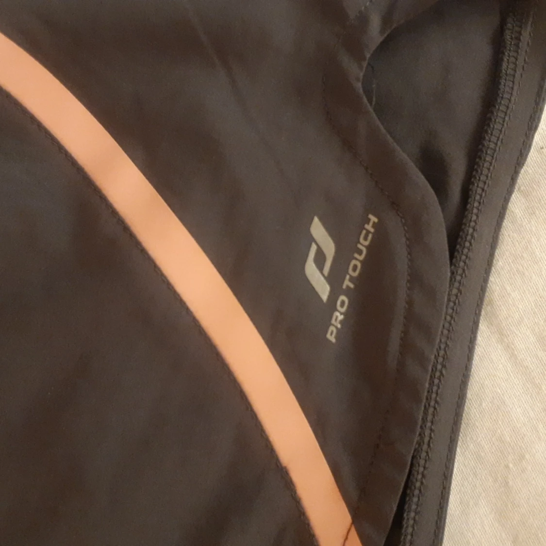 Gråa träningsshorts  - 91